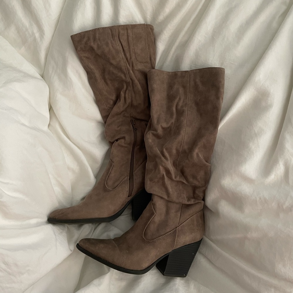 Slouchy Western Boot